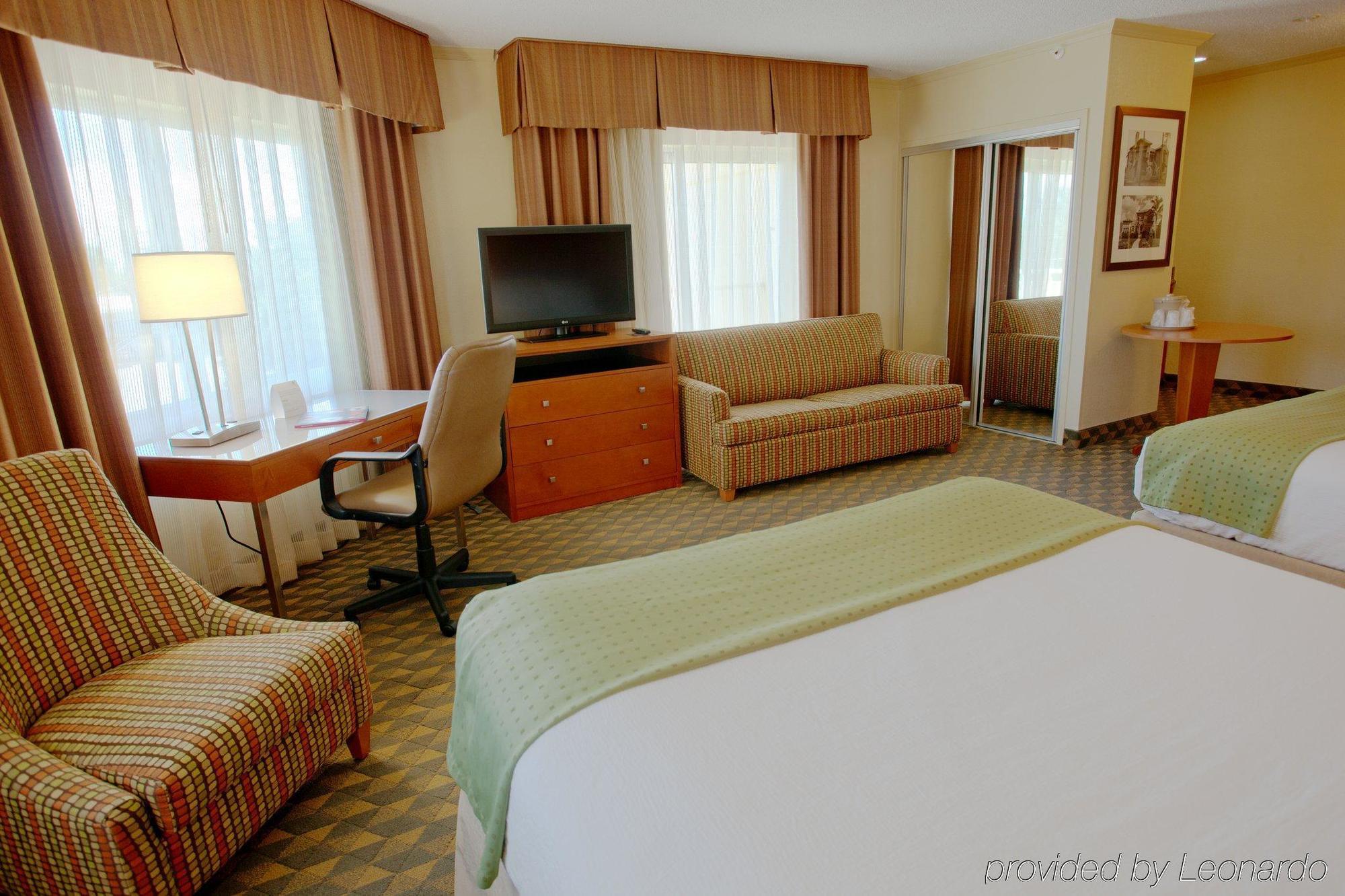 Holiday Inn Coral Gables / University Buitenkant foto